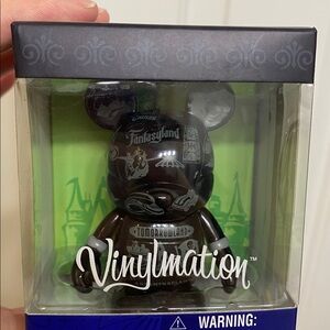 Disney Vinylmation 2011 Figure Authentic Parks